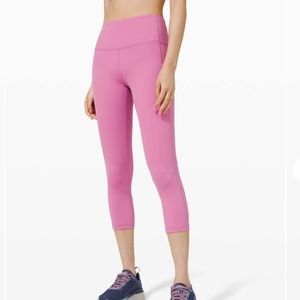 Lululemon - Pace Rival HR Crop 22" Magenta Glow